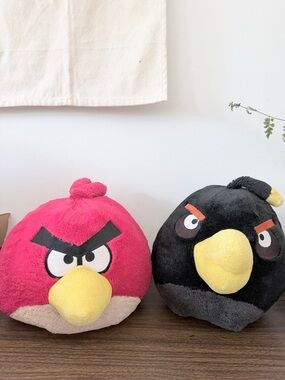 Set of Two 2010 Angry Birds Plush Red and Black Soft Stuffed Animals